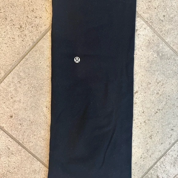 Lululemon Criss Cross Waist Flared Women's Black Leggings Size 4 Tall - Picture 4 of 5